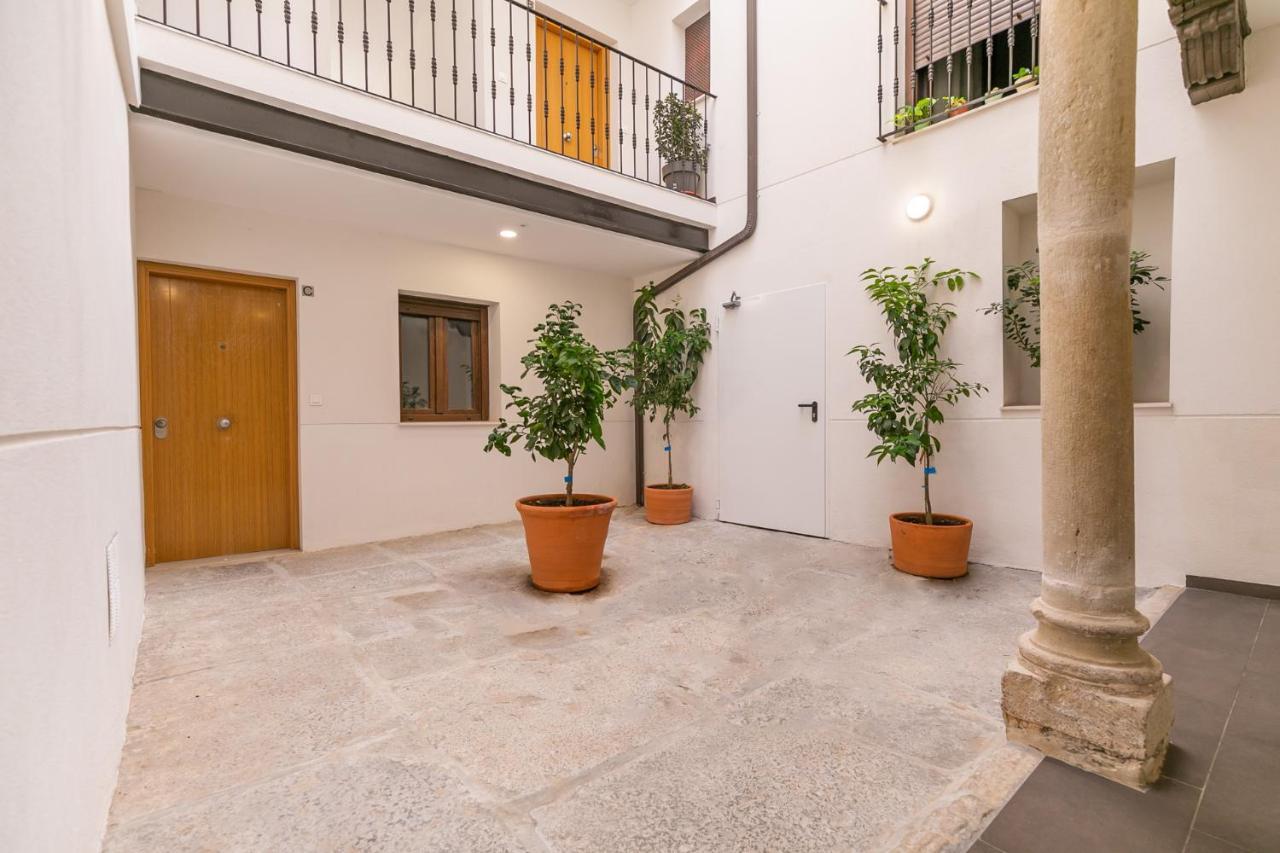 Apartamento Centrico Y Moderno Con Piscina Y Parking Jaén Exterior foto